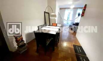 Imagem 3: COPACABANA REFORMADO 3 QUARTOS ARMÁRIOS DEPENDÊNCIA COMPLETA