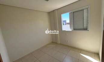 Imagem 6: Apartamento com 3 quartos sendo 1 suíte, disponível para locação no bairro Tubalina em Ube