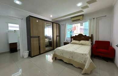 Imagem 11: Residencial Ponta Negra 1 Casa Duplex Espaçosa 6 Suites Suíte master com hidro e varanda