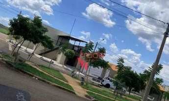 Imagem 4: Ponto Comercial para Locação no Bairro Santa Cecília em Ribeirão Preto com Amplo Espaço