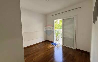 Imagem 8: Casa com 4 suítes para locação no Golf Village - Granja Viana