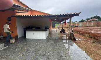 Imagem 2: Casa térrea com 4 quartos e quintal em ótima localização