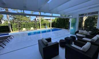 Imagem 3: CASA PARQUE Casa com 5 dormitórios