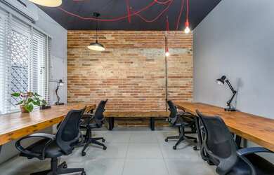 Imagem 2: Casa comercial para locação no Alto da Xv em Curitiba