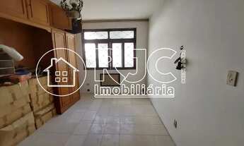 Imagem 6: Imóvel para venda tem 135 metros quadrados com 5 quartos em Grajaú - Rio de Janeiro - RJ