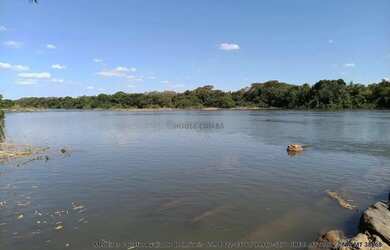 Imagem 6: VENDO!!! Um sitio com 7,85 hectares na beira do rio Cuiabá, na região do Baus, 3