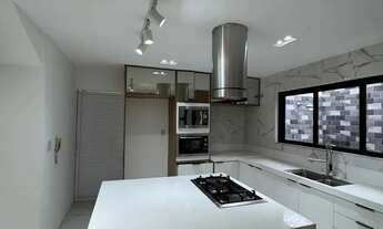 Imagem 6: Casa a venda em Buraquinho com 4 suites em condominio fechado Quinta do Bosque