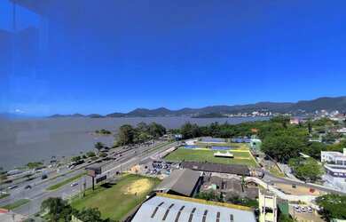Imagem 2: Imóvel para venda possui 170 metros quadrados com 3 SUÍTES em Agronômica - Florianópolis