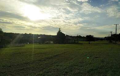 Imagem 2: Terreno 433M2 Esquina plano