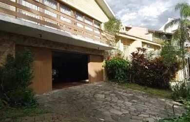 Imagem 3: Casa em Porto Alegre, no bairro Jardim Isabel, com 5 dormitório(s), e 5 banheiro