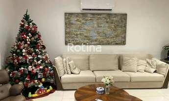 Imagem 3: Casa de alto padrão com 3 suítes - Condomínio Villa dos Ipês