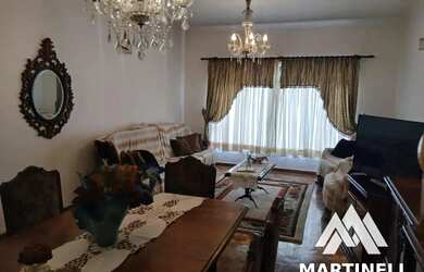 Imagem: Casa com armazém e vista panorâmica para