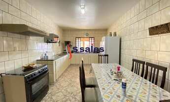 Imagem 5: Exclusividade! Excelente Casa em Lote de 2.400m² e Piscina Aquecida!!!