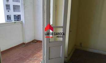 Imagem 4: Copacabana - 2 Quartos no Coração do Quarteirão Art-Déco com vaga na escritura