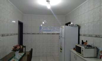 Imagem 5: Sobrado para Venda em Mogi das Cruzes, Jardim Aeroporto III, 4 dormitórios, 1 suíte, 2 ban