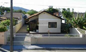 Imagem 2: FLORIANóPOLIS - Casa Padrão - Carianos