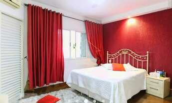 Imagem 7: Sobrado para venda com 230 metros quadrados com 3 quartos