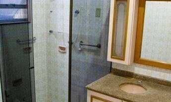 Imagem 3: Vendo apartamento de três dormitórios, em andar alto, na Rua Demétrio Ribeiro, Centro de P