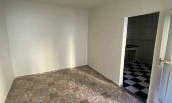 Imagem 3: Casa de vila para aluguel com 45 metros quadrados com 1 quarto em Nova Cidade - Nilópolis