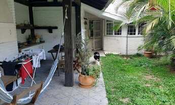 Imagem 6: Vendo casa na Rua Dr. Benjamin Camozato, zona sul de Porto Alegre