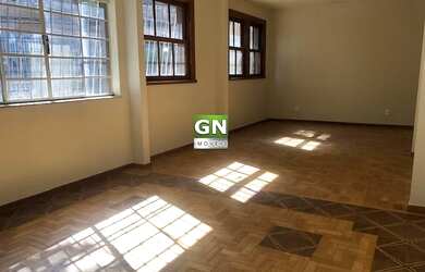 Imagem 2: Casa comercial para aluguel, 2 quartos, 1 suíte, 3 vagas, Santo Antônio - Belo Horizonte/M