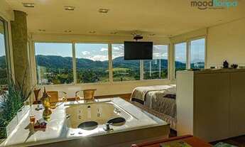 Imagem: MANSÃO COM VISTA PANORÂMICA PARA O MAR