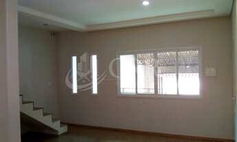 Imagem 1: Casa para venda possui 253 metros quadrados com 3 quartos em Loteamento Villa Branca - Jac