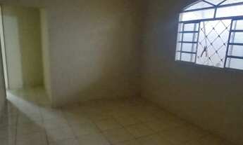 Imagem 3: Casa para venda possui 220 metros quadrados com 4 quartos