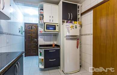 Imagem 5: Sobrado para venda tem 200 metros quadrados com 4 quartos em Jardim das Américas - Curitib