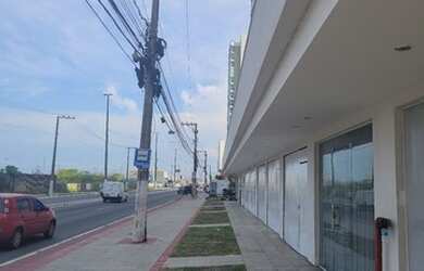 Imagem 2: Loja espaçosa na Rodovia do Sol em Itaparica