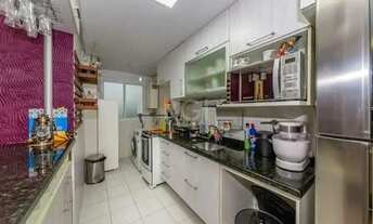 Imagem 4: Porto Alegre - Apartamento Padrão - Jardim Botânico