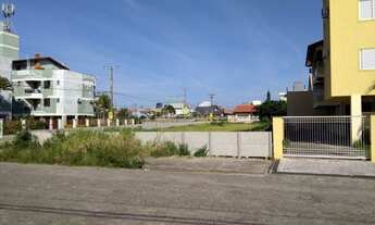 Imagem 6: Terreno próximo da Praia dos Ingleses