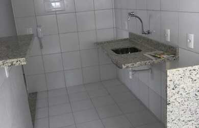 Imagem 5: Life Jabotiana - no fundo do mercantil Rodrigues