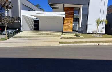 Imagem 2: Casa com 4 Suítes, 4 Vagas de Garagem, em Condomínio Fechado, à venda no bairro São Pedro