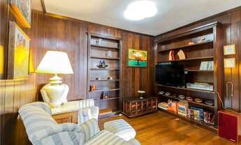 Imagem 7: Apartamento com 101 m² de área privativa, possui 2 dormitórios, sendo um suíte e uma vaga