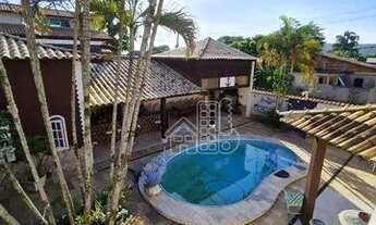 Imagem: Casa com 5 dormitórios à venda, 220 m²