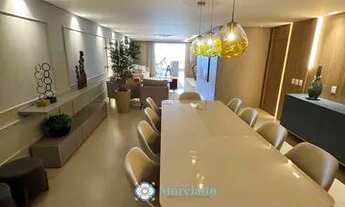 Imagem 4: Porteira-fechada com 4 quatros, sendo 3 suítes na Jatiúca