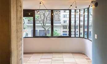 Imagem 4: APARTAMENTO SUPER MODERNO NA BELA VISTA DE 78M2 TODO REFORMADO COM 1 SUÍTE, SALA COM COZIN