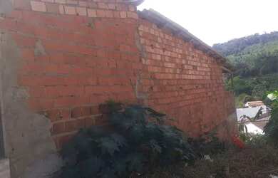 Imagem 2: Vendo uma linda casa no centro