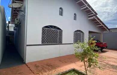 Imagem 5: Casa para venda com 200 metros quadrados com 5 quartos em Parque 10 de Novembro - Manaus