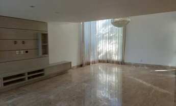 Imagem 2: Alugo Belíssima Casa 4 Suítes em Busca Vida