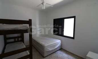 Imagem 7: Sobrado com 4 dormitórios (3 suítes), edícula e com piscina em Peruíbe