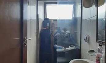 Imagem 10: 1 2 9 8 2 1 0 4 9 6 2 ..Apartamento para venda possui 198 metros quadrados com 4 quartos