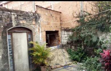 Imagem 6: Lote com casa Casa com 2 dormitórios