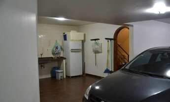 Imagem 6: Sobrados bem amplo, com Espaço Gourmet e com quintal com árvores frutíferas