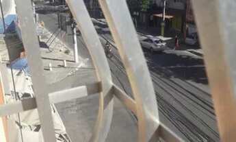 Imagem 4: Alugo apartamento 2 quartos Rocha rua principal