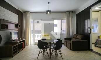 Imagem 2: Apartamento para Aluguel - Ponta da Praia, 2 Quartos, 70 m2