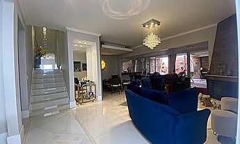 Imagem 2: Casa de condomínio para venda possui 180 metros quadrados com 4 quartos