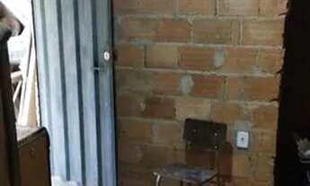 Imagem 5: Vendo área na vila Santa Rita (Eliana Silva)