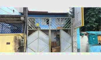 Imagem: Excelente CASA no Centro de Camaçari para